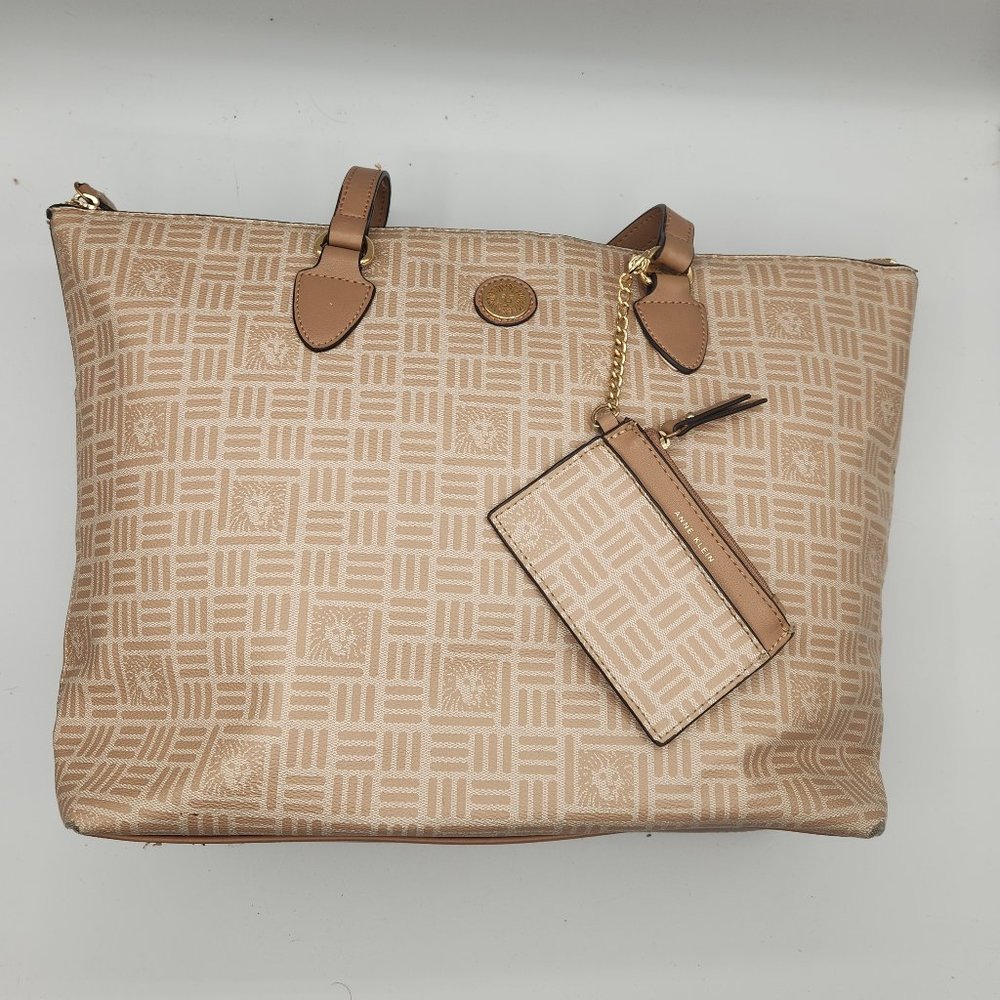 .Anne Klein Tone-on-tone Lion Tote